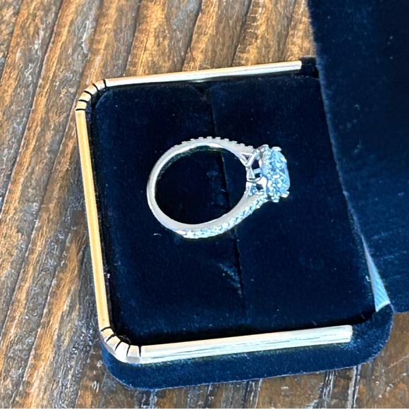 Certified 2ct. t.w. Moissanite Diamond Round Brilliant Cut Engagement Ring NEW - Picture 8 of 13